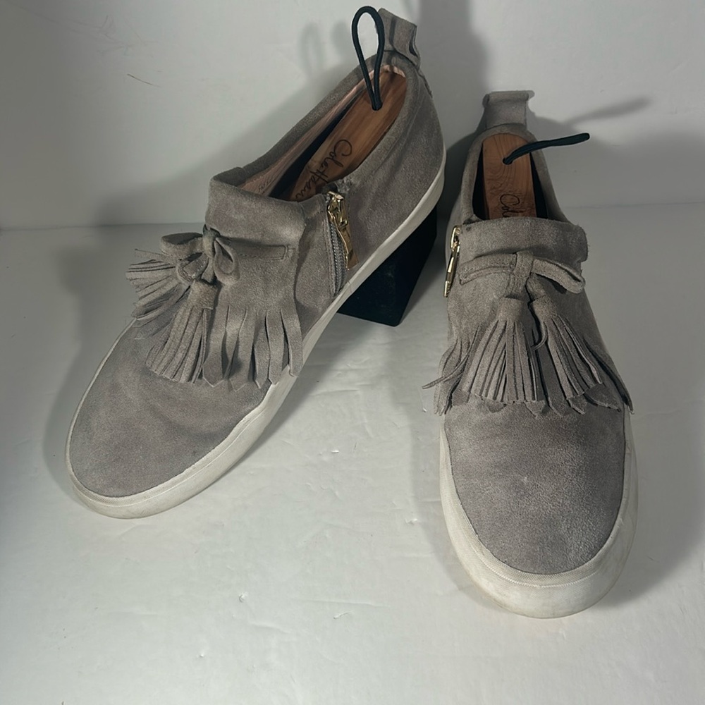 KATE SPADE NEW YORK LENNA TASSEL SNEAKERS - Womens 7.5 - GRAY SUEDE. Used.